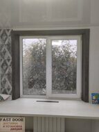 Портал на окно серый