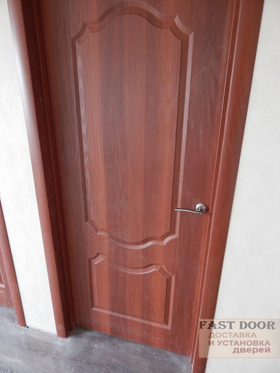 Дверь Ростра Орхидея ДГ. Цвет: итальянский орех